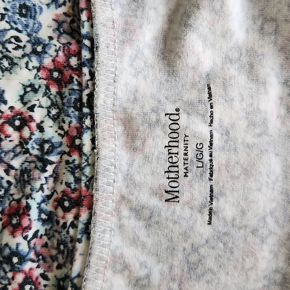 Motherhood Maternity Tossed Floral - Picture 5 of 5